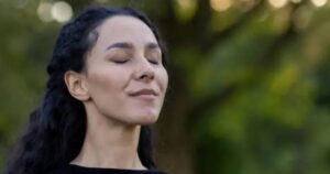 10 Daily Mindfulness Practices to Reduce Anxiety Naturally and Boost Emotional Wellness