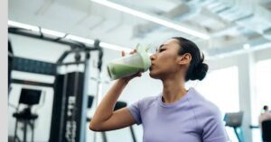 10 Best High-Protein Drinks for Weight Loss That Really Work (Expert Picks 2025)