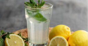 10 Proven Benefits of Lemon Water Backed by Experts